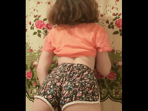 ❤️ سیکسی ځوان ماشوم په کیمره کې خپل شارټونه لرې کوي ☑  په ps.robosexshop.ru